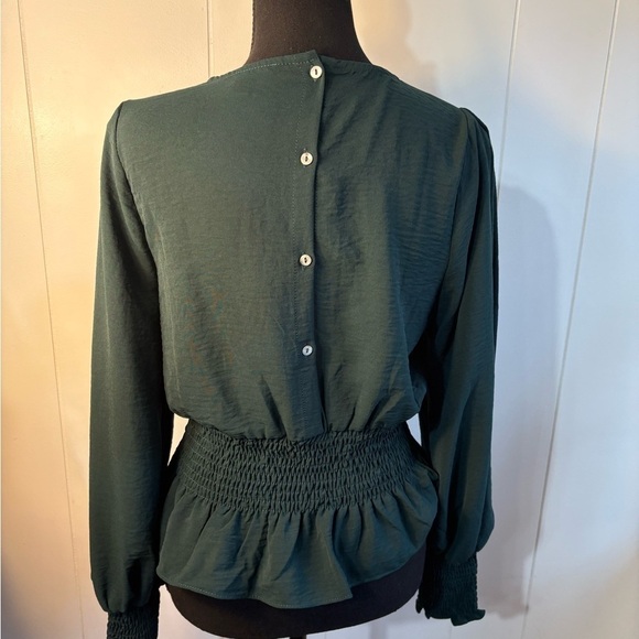 She + Sky Dark Green Women’s Peplum Blouse Size Small - Picture 2 of 9